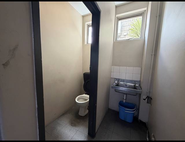 760M² WAREHOUSE TO LET IN BELLVILLE SOUTH INDUSTRIA